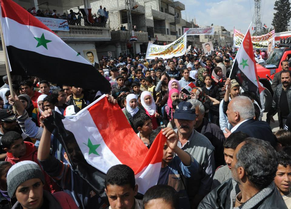 Photo of Photos- People in Artuz Quneitra, Damascus Suburbs out in the march in support of the Syrian Army