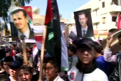 Photo of Residents of Haffa city in Lattakia march in support of Army