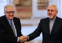 Photo of Iran FM confers with former UN envoy on Syria