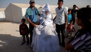 Photo of NGO warns of doubled child marriage among Syrian refugees