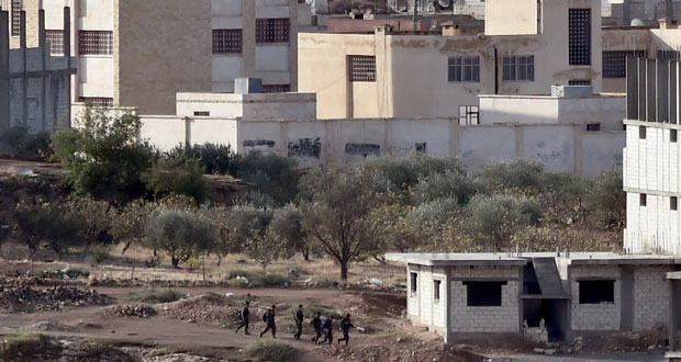 Photo of People of Ayn al-Arab (Kobani) halt ISIS advance, restore two sites in the city