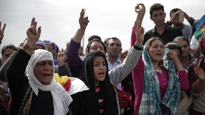 Photo of Kurdish Female Fighter Kills 100 ISIL Terrorists Single-Handedly in Kobani