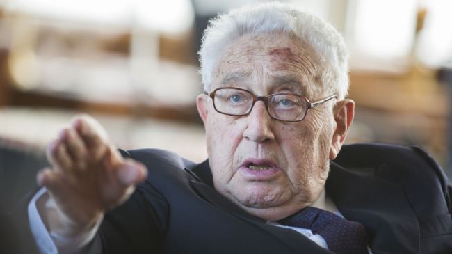 Photo of US was wrong to say Assad must go: Zionist ideologist Kissinger