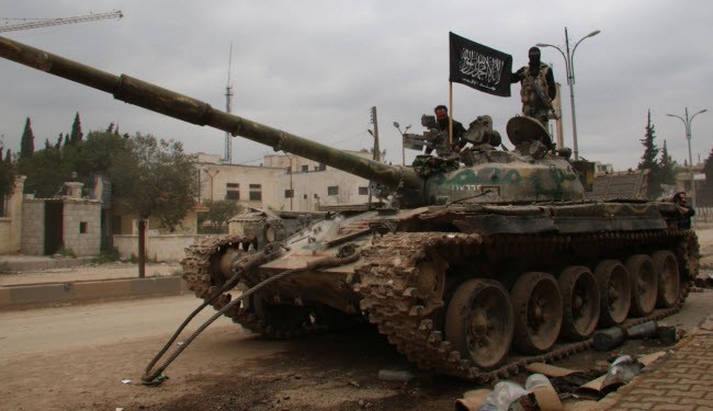 Photo of Takfiri rival groups infighting: Al-Nusra seizes ISIL’s strategic base in Quneitra
