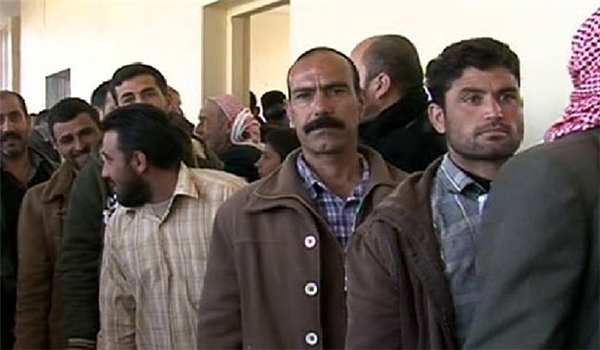 Photo of 70 Wanted Terrorists Surrender in Syria