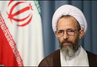 Photo of Iranian Cleric: Arab heads follow Zionist orders