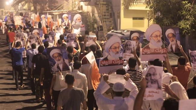 Photo of Bahrainis hold demonstration in solidarity with Sheikh Qassim