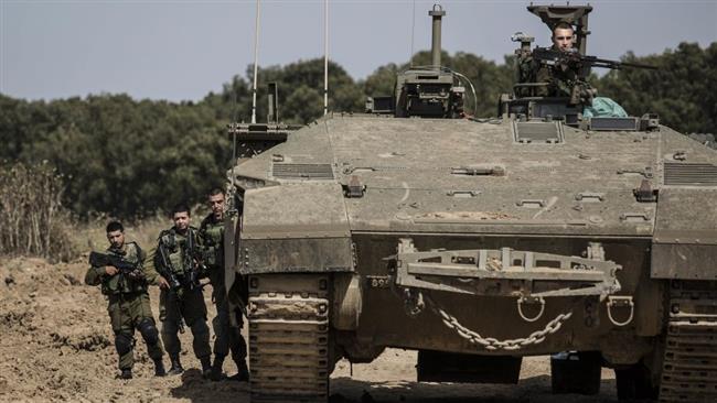 Photo of Occupation regime tanks enter Gaza Strip, fire live rounds at Palestinian farmers