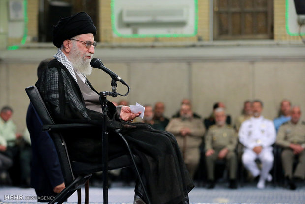 Photo of Leader of Islamic Ummah Imam Khamenei: Enemy seeking disrupting Iran’s economy