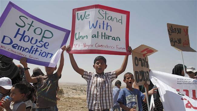 Photo of Palestinians protest Israel destruction of Bedouin homes in Negev