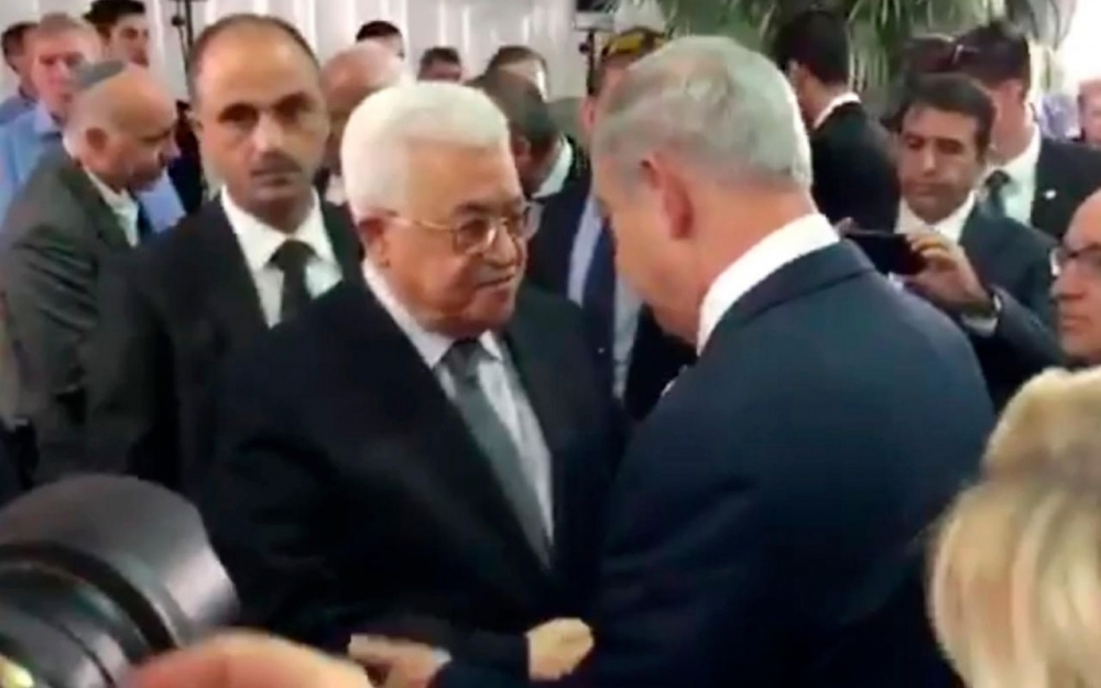 Photo of Palestinian Colonel Arrested over Criticizing zionist Abbas Presence at Peres Funeral
