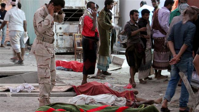 Photo of 30 Hadi loyalists killed as bomb attack hits Yemen’s Aden