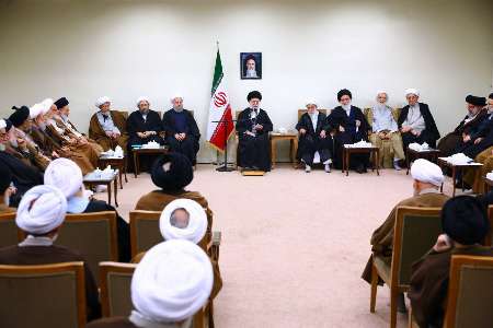 Photo of Sayyed Imam Ali Khamenei receives members of Assembly of Experts