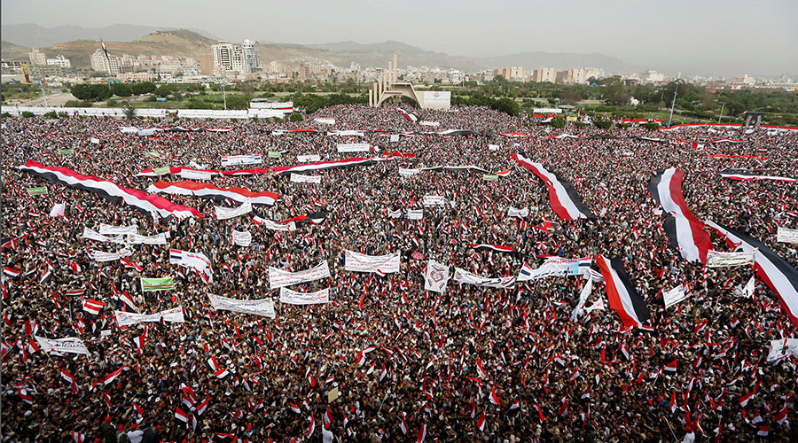 Photo of VIDEO: Hundreds of thousands of Yemenis protest Saudi intervention