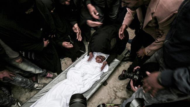 Photo of Palestinians hold funeral for teen killed by Israeli fire in Gaza
