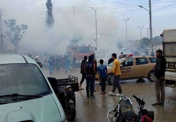 Photo of ISIL Car Bomb Kills Dozens in Syrian Town of Azaz