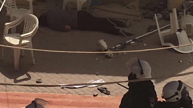 Photo of Bahraini forces attack protesters in northwestern village, kill 1