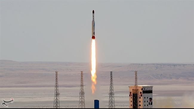 Photo of Zionist US fumes over successful Iran satellite-launch rocket test