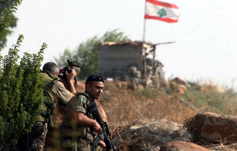 Photo of Lebanese Army attacks ISIL’s positions near Syrian border as reinforcements pour in