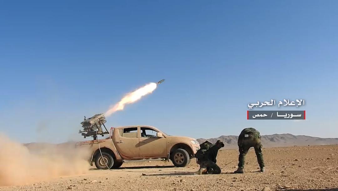 Photo of Syrian Army Establishes Perimeter around al-Hael Oil Field in Palmyra, Kills ISIL Terrorists in Deir Ezzor