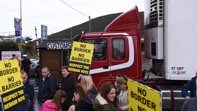 Photo of Ireland urges UK to stay in customs union to avoid hard border