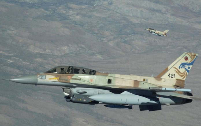 Photo of Israeli warplanes continue to fly near Syrian border: report