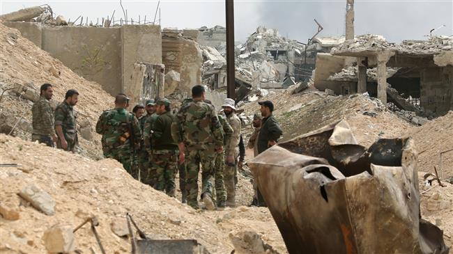 Photo of Syrian forces push deeper into Douma