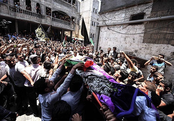 Photo of Palestinians Remember Paramedic Martyred by IDF at Her Funeral- Photos