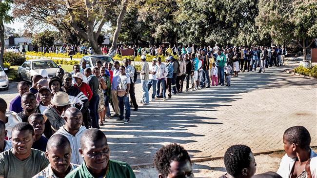 Photo of Zimbabweans choosing president in 1st post-Mugabe vote