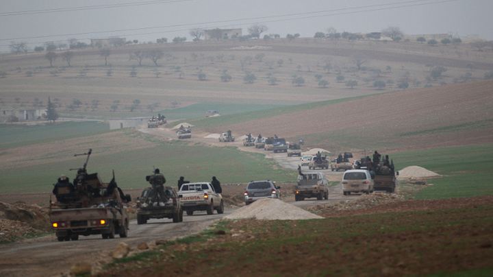 Photo of Syrian Soldiers Recapture Um al-Mayazen Town in Daraa Province